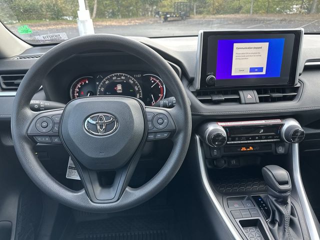 2024 Toyota RAV4 XLE 7