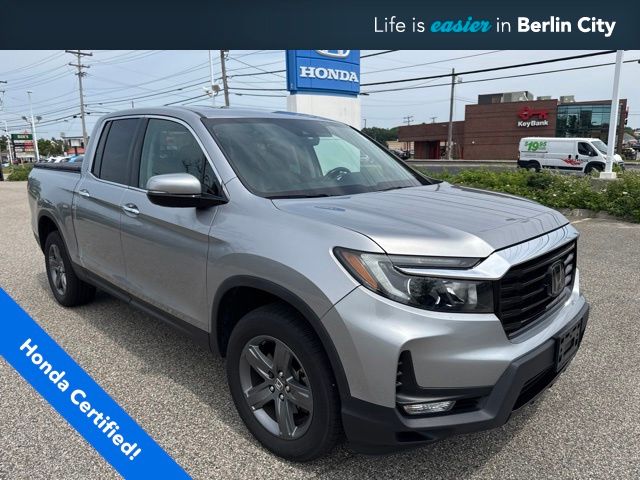 Lunar Silver Metallic 2021 Honda Ridgeline Pickup Truck All-Wheel Drive 9-Speed Automatic