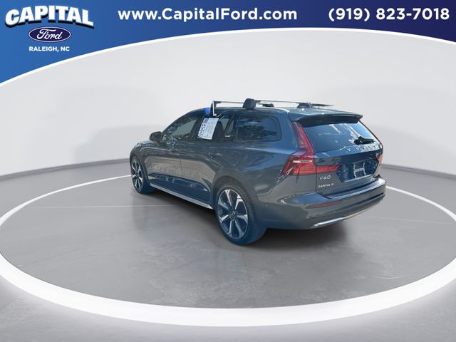 Used 2024 Blue Volvo Ultimate image 6