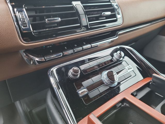 Used 2022 Lincoln Navigator SUV