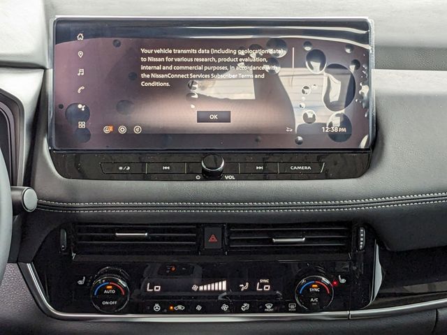 2025 Nissan Rogue SL photo