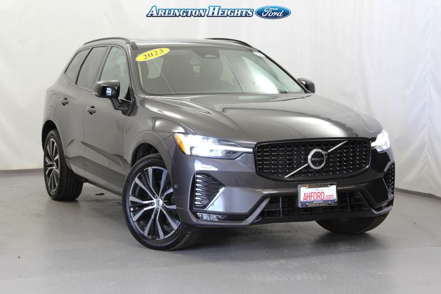 2023 Volvo XC60 B5 Plus Dark Theme