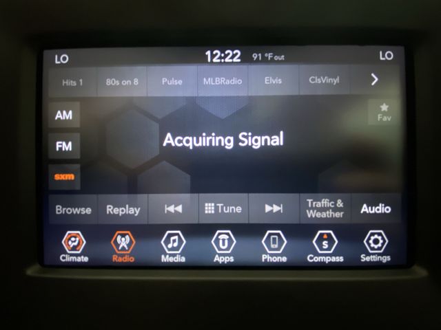 Used 2019 Blue Jeep Latitude image 16