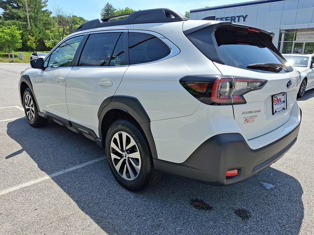2024 Subaru Outback Premium White at Honda North