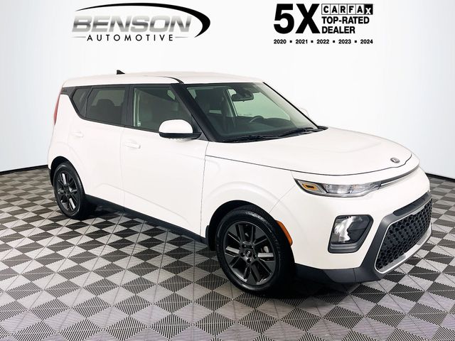 Snow White Pearl 2021 Kia Soul S FWD SUV / Crossover Front-Wheel Drive Continuously Variable Transmission