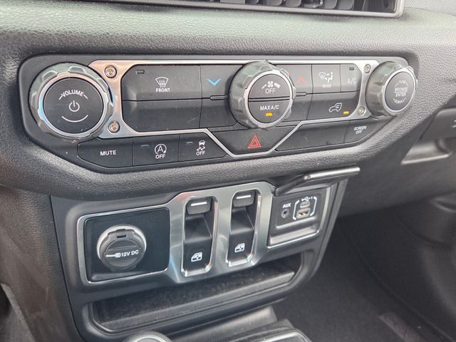Used 2025 Jeep Wrangler SUV
