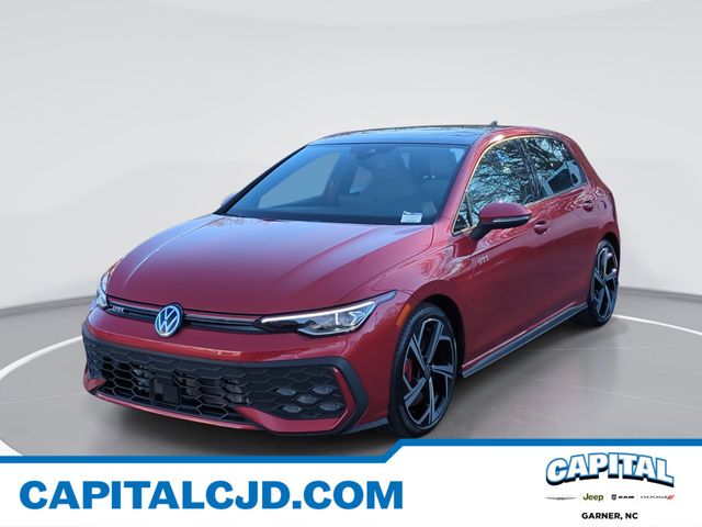 2025 Volkswagen Golf GTI SE's photo