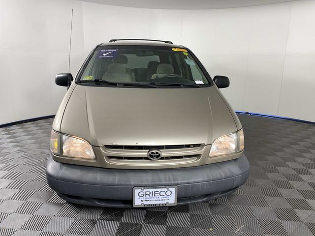 2000 Toyota Sienna Beige - Grieco Acura - Image 3
