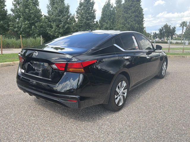 Used 2025 Nissan Altima Sedan