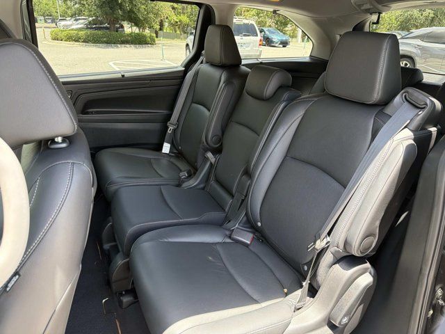 Used 2022 Honda Odyssey Van