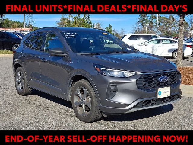 2023 Ford Escape ST-Line's photo
