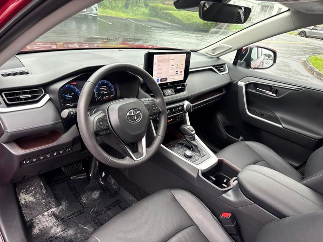 Used 2025 Toyota RAV4 SUV