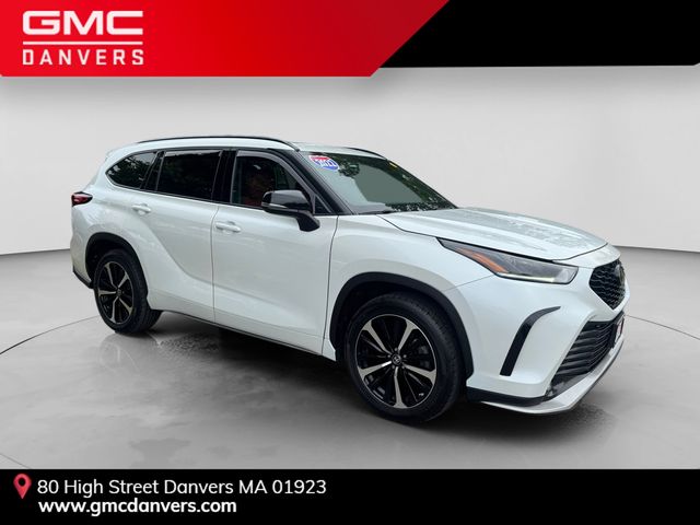 Pearl 2022 Toyota Highlander SUV / Crossover All-Wheel Drive 8-Speed Automatic
