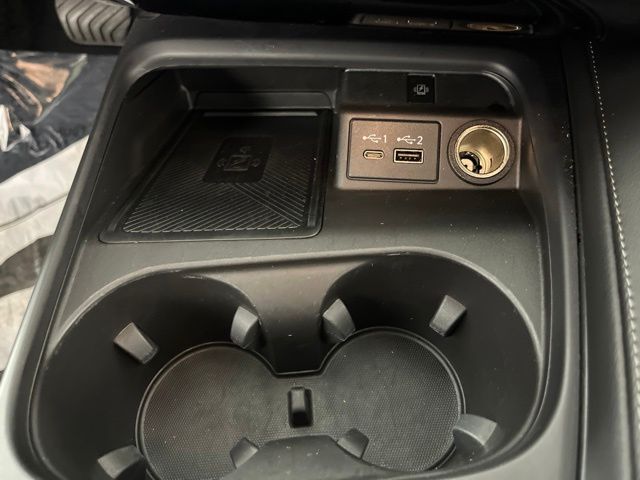 Certified Used 2025 Blue INFINITI LUXE image 24