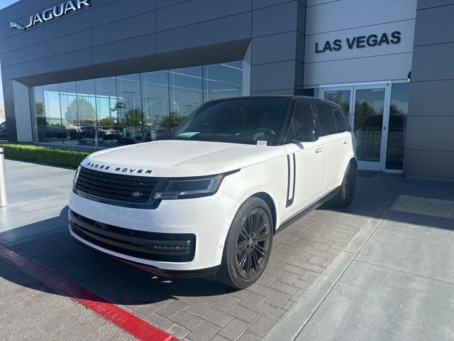2024 Land Rover Range Rover P400 SE LWB AWD