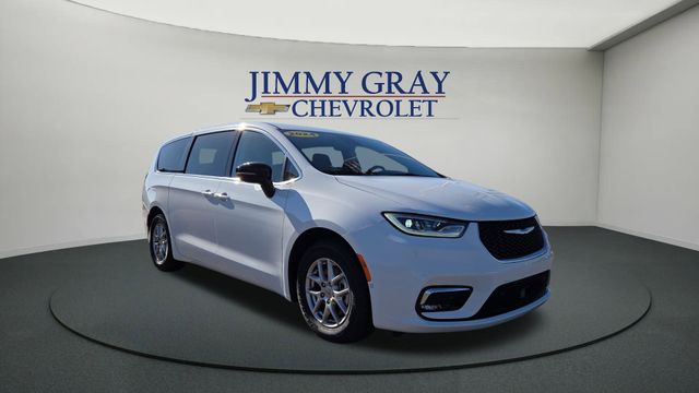 2024 Chrysler Pacifica Touring L FWD