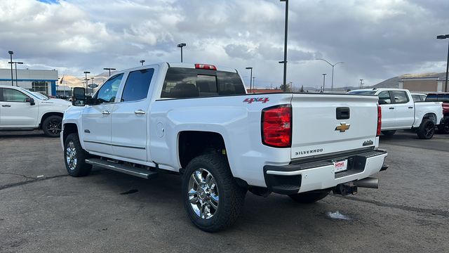 2017 Chevrolet Silverado 2500HD High Country 5