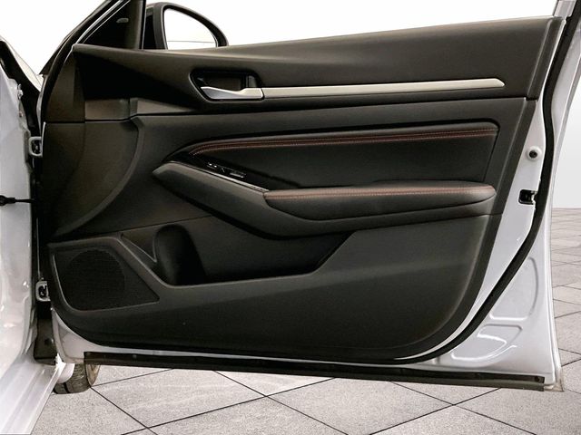 2023 Nissan Altima 2.5 SR Gray at Luther Ford