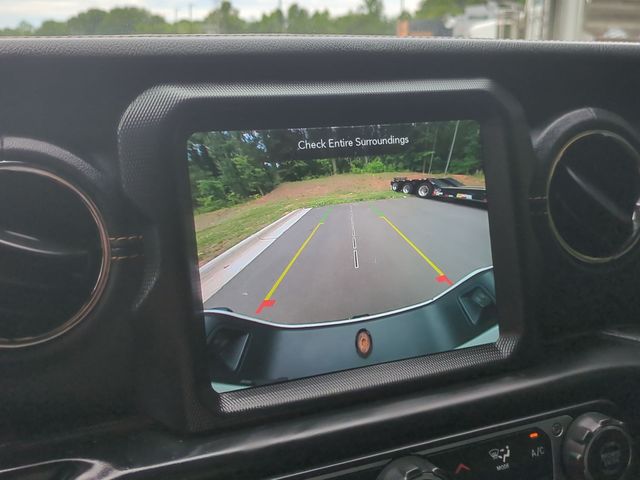 Used 2021 White Jeep Overland image 37