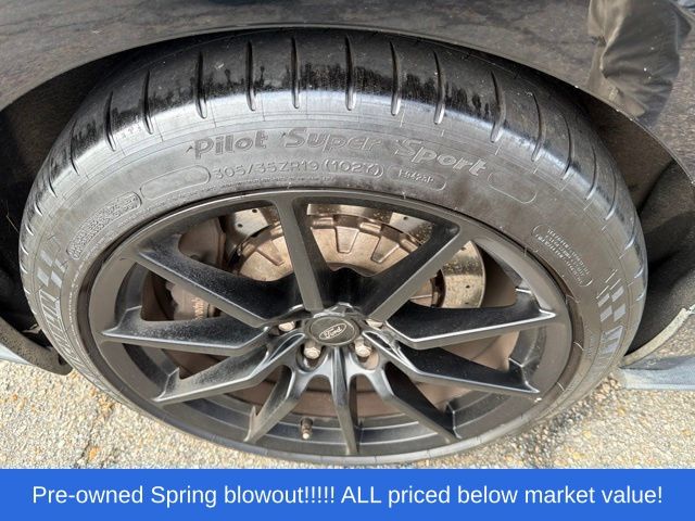 Used 2016 Shadow Black Ford Shelby GT350 image 12