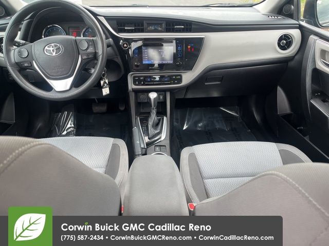 2019 Toyota Corolla LE 15