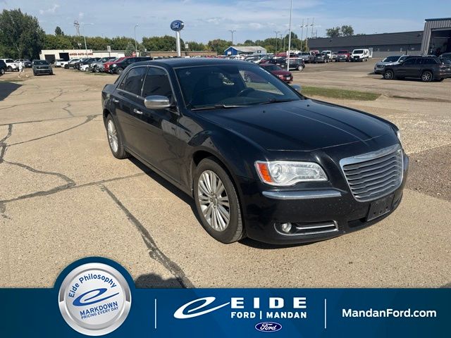 Phantom Black Tri-Coat Pearl 2013 Chrysler 300 Sedan All-Wheel Drive 5-Speed Automatic