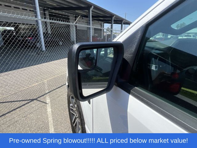 Used 2021 White Ford XL image 13