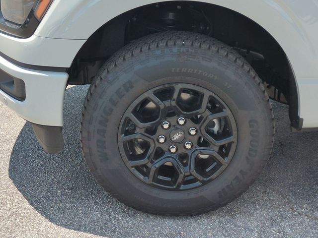 New 2026 Avalanche Ford XLT image 11