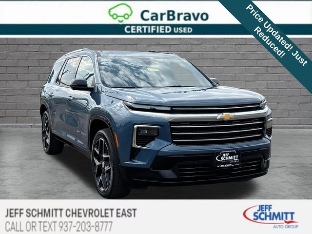 2025 Chevrolet Traverse Azul (Lakeshore Blue Metallic) SUV/Crossover Todo terreno 8 velocidades Automática