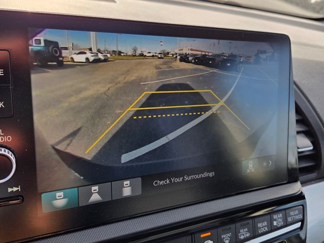 Used 2025  Honda EX-L image 21