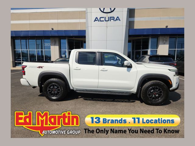 2022 Nissan Frontier PRO-4X Crew Cab 4WD