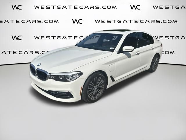 Alpine White 2018 BMW 5 Series Sedan All-Wheel Drive 8-Speed Automatic