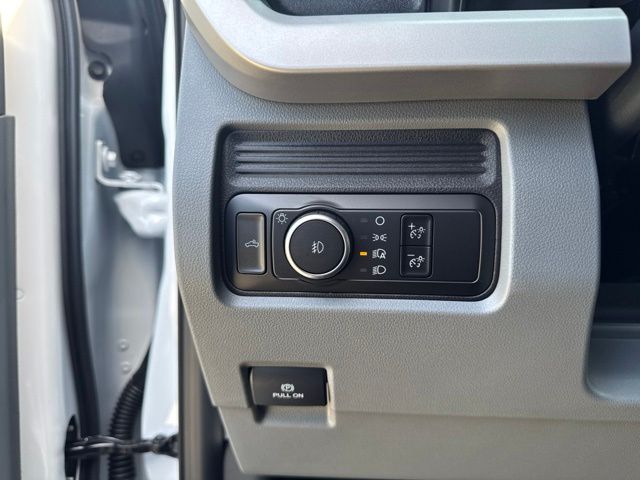 New 2026 White Ford XL image 19