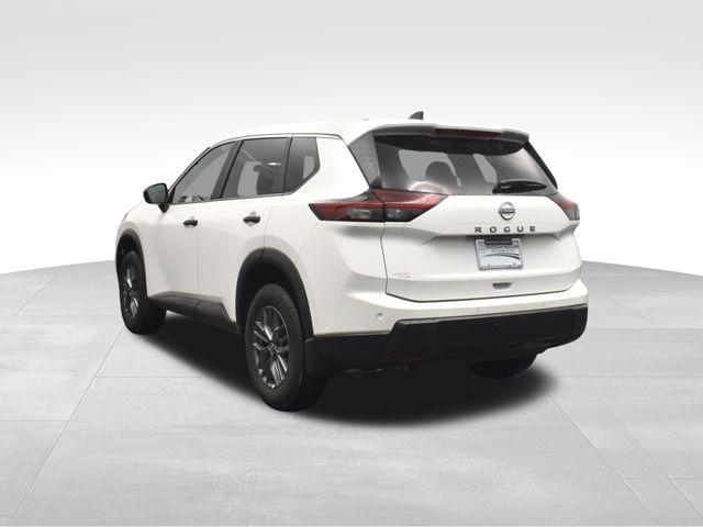 2024 Nissan Rogue S 8