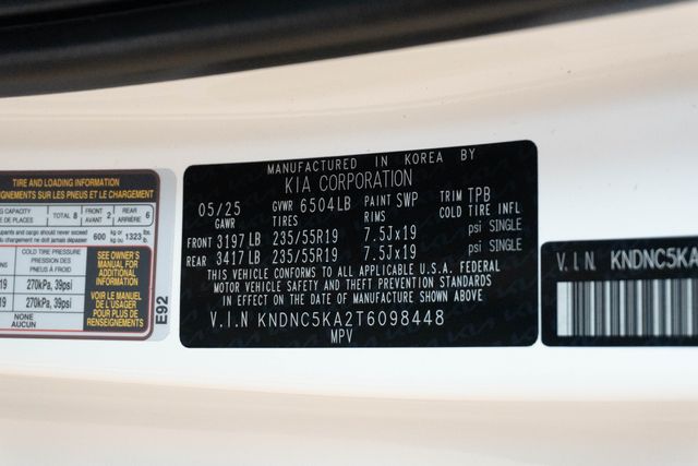 Used 2026 Kia Carnival Hybrid Van