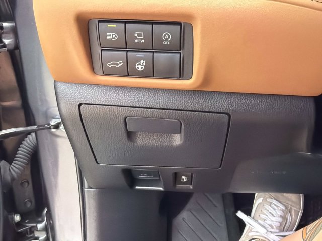 Used 2024 Toyota Highlander SUV