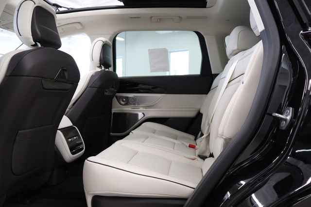 New 2026 Black Lincoln Black Label image 11