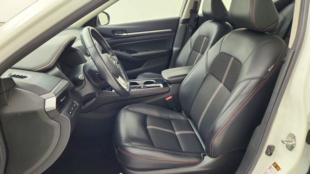 2024 Nissan Altima 2.5 SR - 9