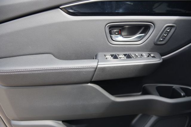 New 2026 Sonic Gray Pearl Honda EX-L image 25