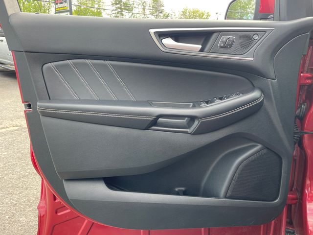 2024 Ford Edge ST - Red Metallic exterior view 9
