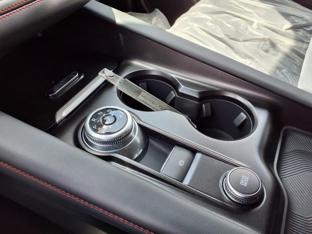 2025 Ford Explorer ST photo