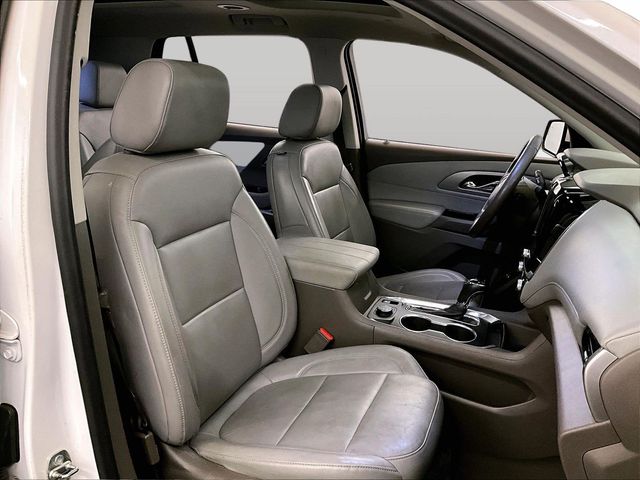 2019 Chevrolet Traverse 3LT Beige at Klick Lewis Buick Chevrolet