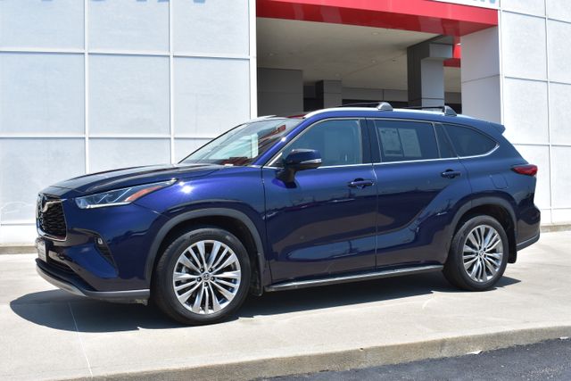 Used 2022 Toyota Highlander SUV