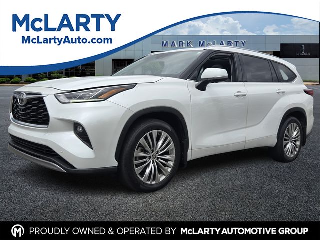 White (Wind Chill Pearl) 2023 Toyota Highlander Platinum AWD SUV / Crossover All-Wheel Drive 8-Speed Automatic