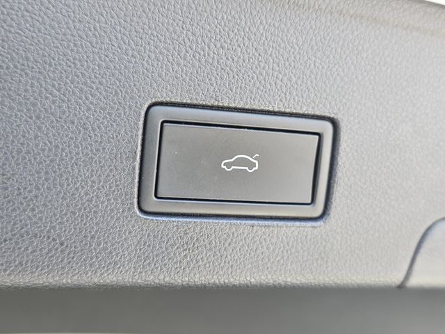 Used 2023 Volkswagen Atlas Cross Sport SUV