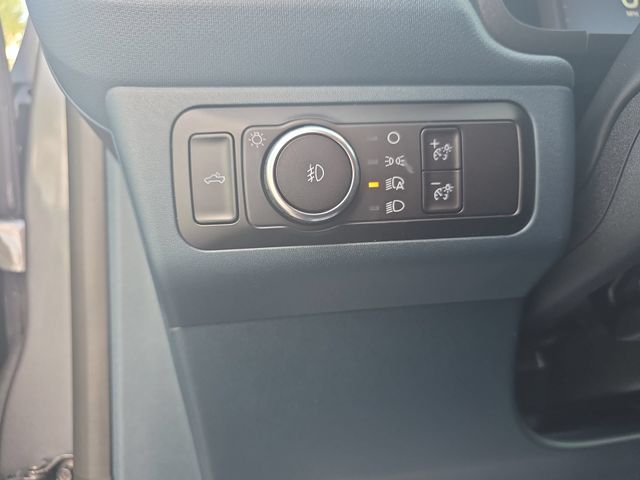 New 2026 Carbonized Gray Metallic Ford Lobo™ image 25