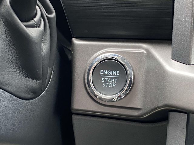 New 2025 Black Ford XLT image 23