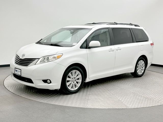 2011 Toyota Sienna XLE 7-Passenger AWD