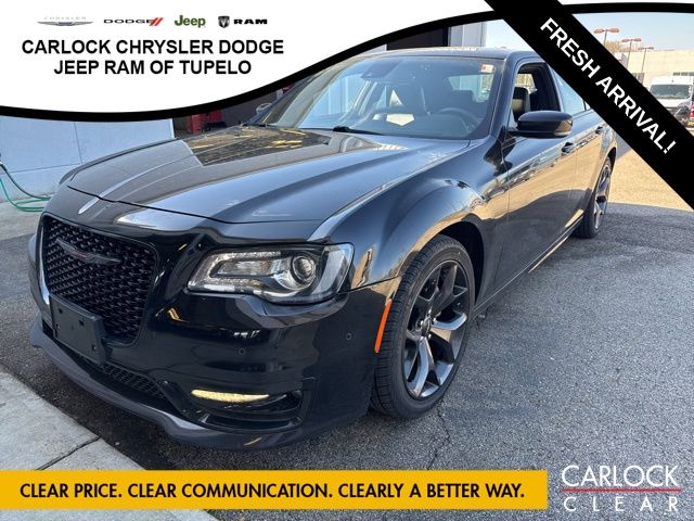 2023 Chrysler 300 S V6 RWD
