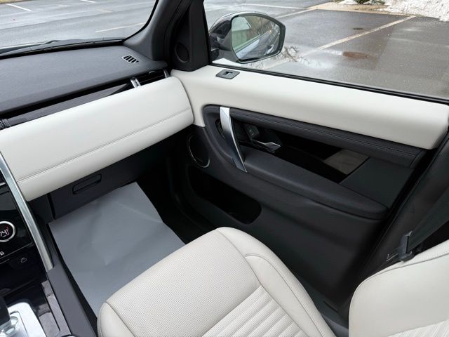 2022 Land Rover Discovery Sport